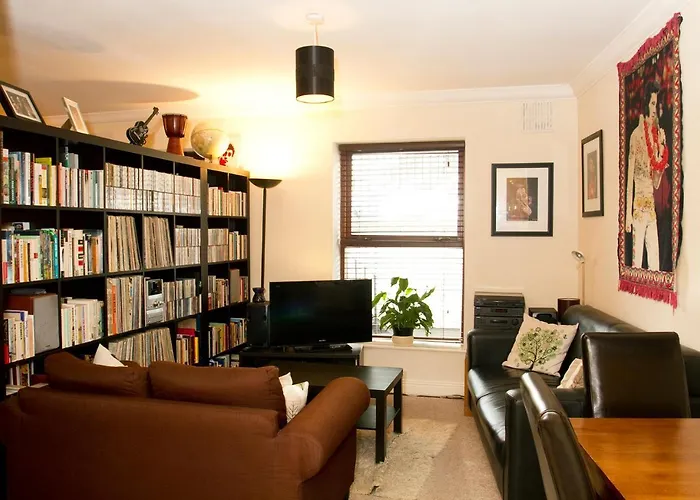 Проживание в семье Kieran's Place